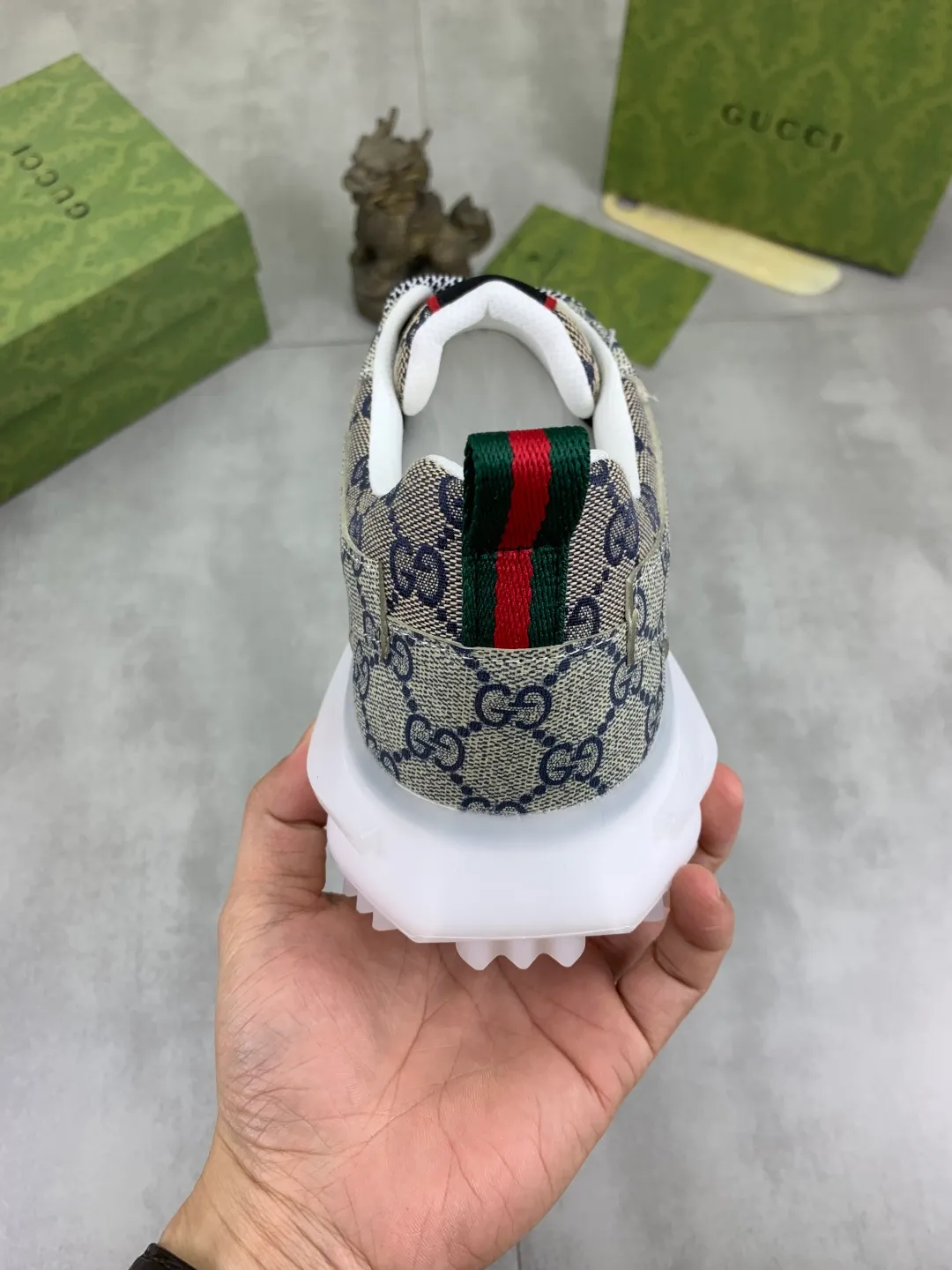 Men's men's shoes 💰P440💰 [New model] (GUCCI) official website's latest 🎁🎁casual and fashionable men's shoes 👟, hot style 💥 style is simple and elegant, exclusive for trendy men. Unique official website's latest brand double G elements Original 👑Gucci decoration, fashionable and generous, the fabric is original frosted calfskin✅Fully imported first-layer pigskin lining, the official website specifies wear-resistant, lightweight original rubber casual outsole, the classic model is taken in real life🎬38-44 3️⃣ colors available